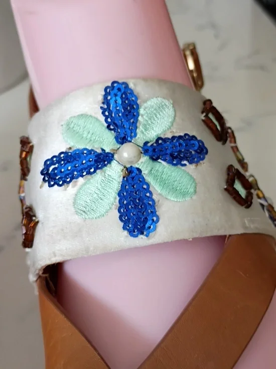 TORY BURCH Handcrafted Brown Leather Slide Sandals with Blue Embroidered Flower - Picture 10 of 12